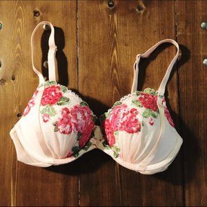 VICTORIA'S SECRET VERY SEXY PUSH UP BRA 34B 32C